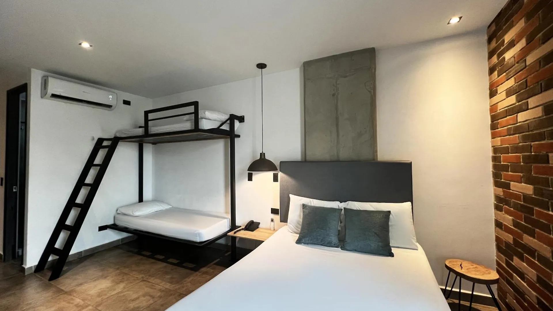 Apartahotel Con Piscina Μεντεγίν Ξενοδοχείο με διαμερίσματα