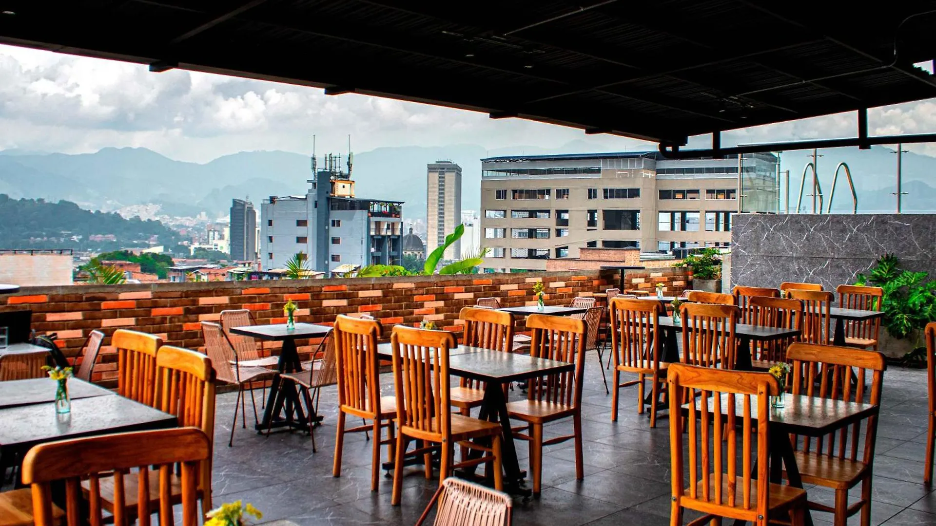 Apartahotel Con Piscina Medellin 0*,  Colombia