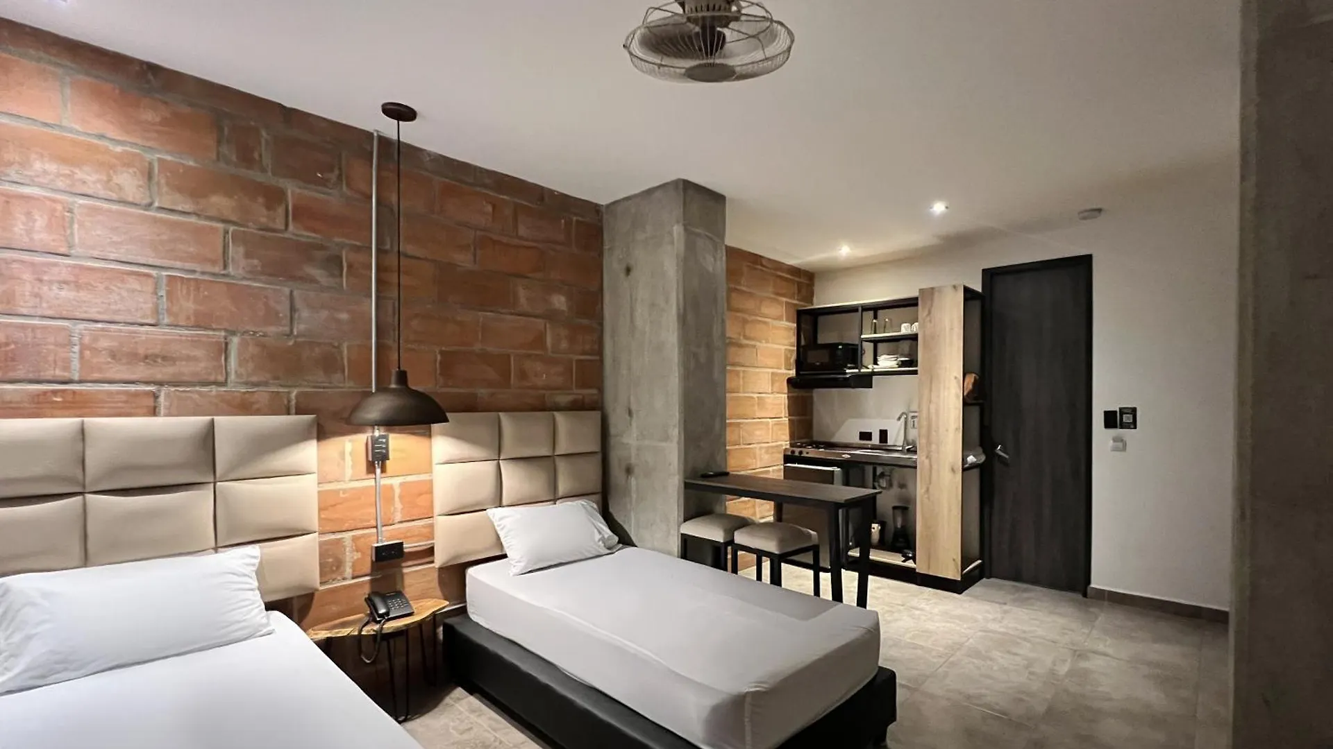 아파트호텔 Apartahotel Con Piscina 메딜린